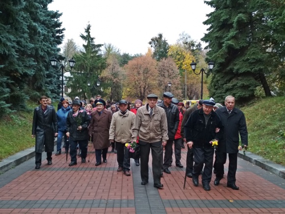 На Меморіалі Слави в Каневі відкрито пам'ятну дошку на честь загиблих у 41-му році бійців та цивільних   