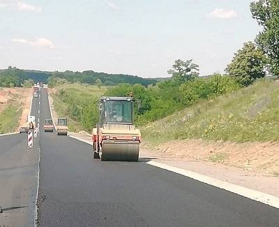 На обході Умані завершується ремонт ділянки траси М-12 На обході Умані завершується ремонт ділянки траси М-12