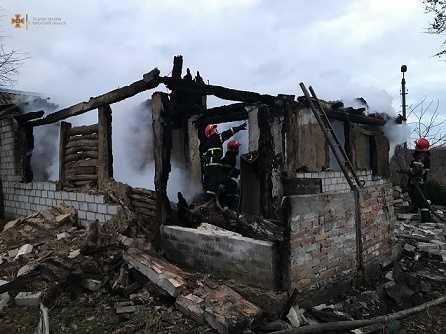 У селі Скрипчинці на Звенигородщині ліквідовано пожежу житлового будинку. Ймовірна причина - підпал 