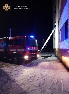 На Пацаєва в нічній пожежі в квартирі 9-поверхового будинку загинув чоловік