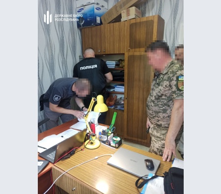 ДБР: Відбуваються обшуки у низці військово-лікарських комісій Вінницької, Черкаської та Київської областей