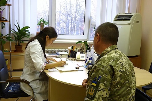 Українським військовим дозволили надсилати документи ВЛК в електронному вигляді