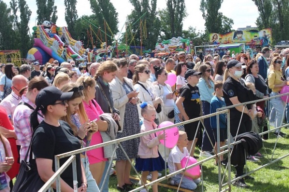 � ����� ����� ���������� Holiday Fest