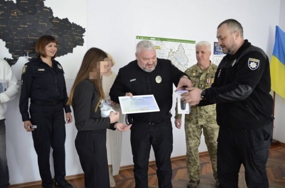 �������������� ������ ��������� 5-� �������, �� ������ ���������� � ���� �������� ��� 